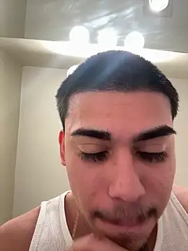 Snapshot of Daddywick chatting on 01-15-25, 06:40 Daddywick online show from 01-15-25, 06:40