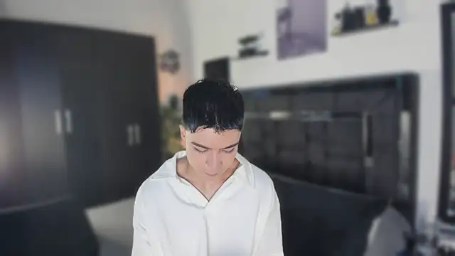 alanblack1 online show from 04-10-26, 04:01