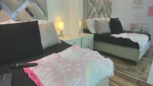 raquell moore online show from 01-12-26, 05:07