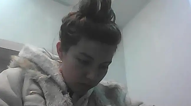 VittoriaTaylor online show from 03-09-25, 12:09