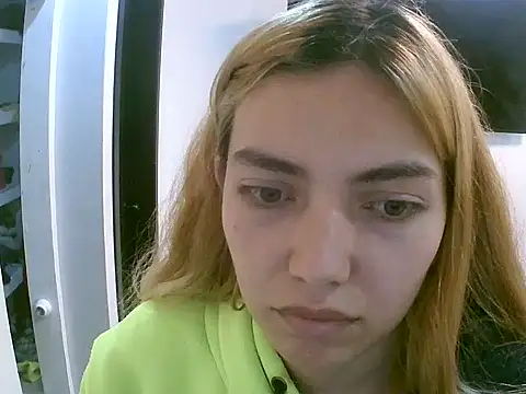 VittoriaTaylor online show from 09-24-25, 01:09