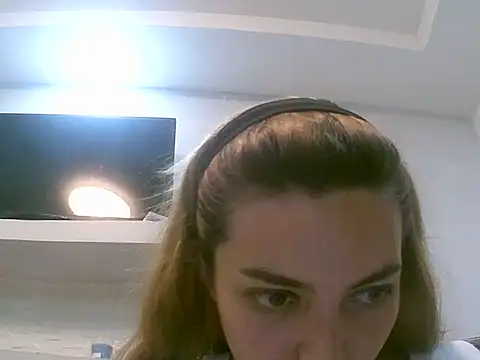 VittoriaTaylor online show from 02-13-26, 01:34