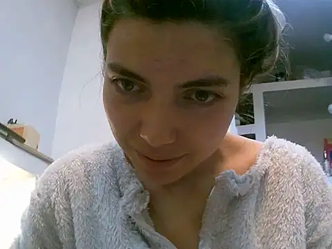 VittoriaTaylor online show from 05-10-26, 11:10