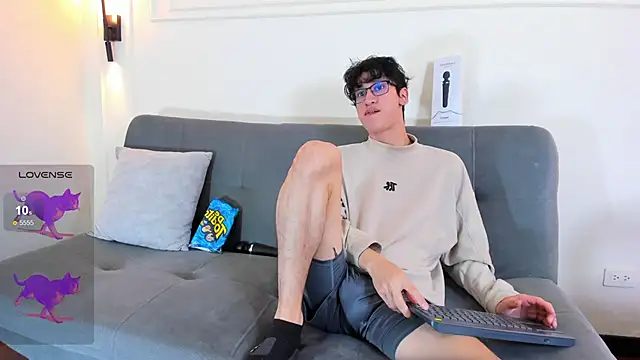 Cum hunters online show from 01-10-26, 03:08