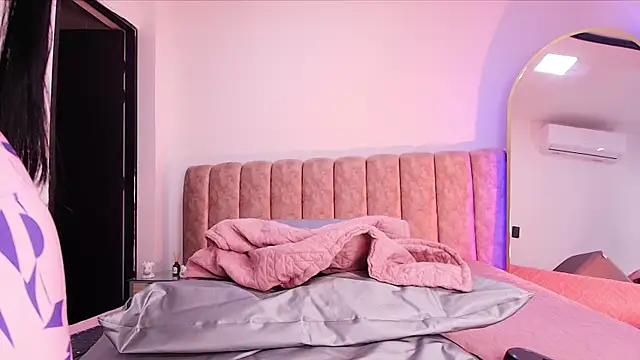 Auroraa miller online show from 01-09-26, 11:57