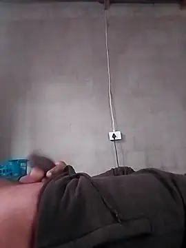 Snapshot of LaneYam chatting on 03-21-26, 11:15 LaneYam online show from 03-21-26, 11:15