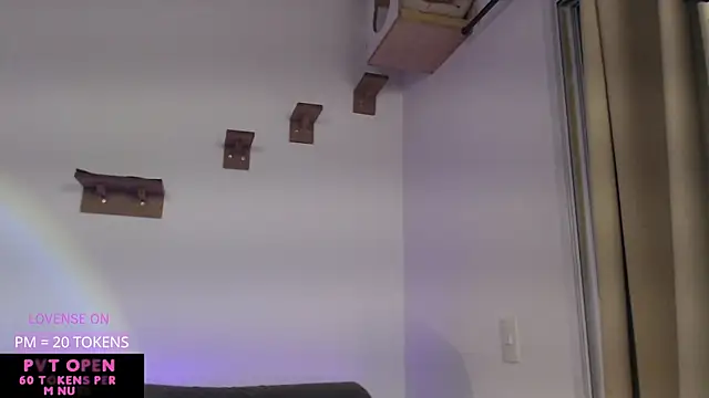 crystalll room online show from 04-11-26, 12:37