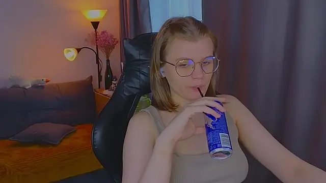  JessieVibes online show from 04-07-26, 02:06