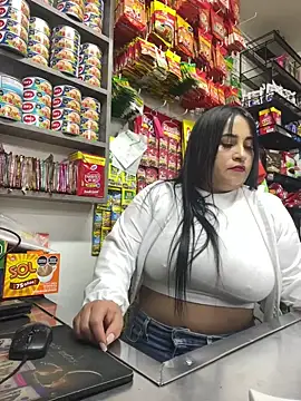 Snapshot of Miia_Jazmin chatting on 10-09-25, 09:13 Miia Jazmin online show from 10-09-25, 09:13