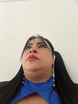 Snapshot of Miia_Jazmin chatting on 10-31-25, 04:19 Miia Jazmin online show from 10-31-25, 04:19