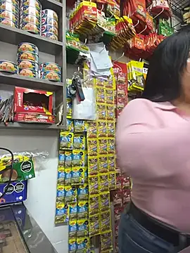 Snapshot of Miia_Jazmin chatting on 11-16-25, 01:06 Miia Jazmin online show from 11-16-25, 01:06