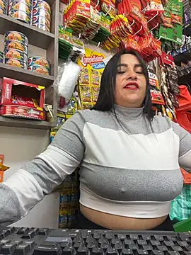 Snapshot of Miia_Jazmin chatting on 11-18-25, 03:16 Miia Jazmin online show from 11-18-25, 03:16