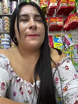 Snapshot of Miia_Jazmin chatting on 02-05-26, 10:14 Miia Jazmin online show from 02-05-26, 10:14