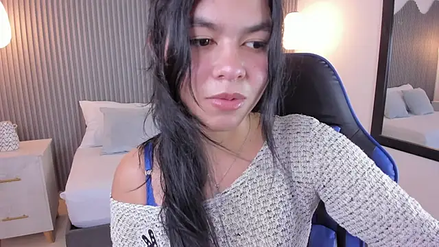 Snapshot of adarna13_ chatting on 06-27-26, 07:41 adarna13 online show from 06-27-26, 07:41