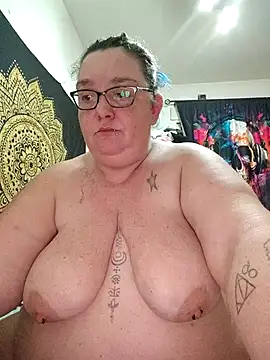 diosacurvy1984 online show from 03-21-26, 06:33