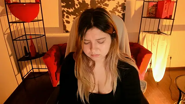 DiaAngell online show from 05-10-26, 08:25