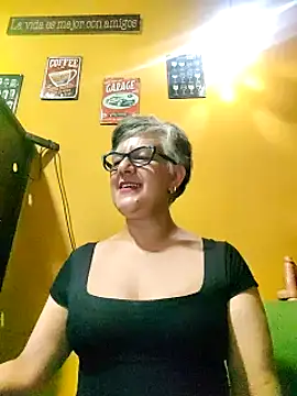 ilonna2025 online show from 03-05-25, 04:56