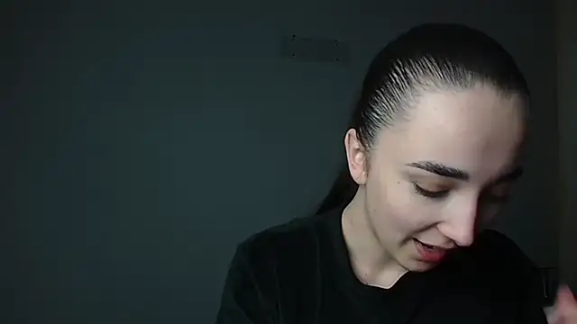 Eva Gloryy online show from 03-25-26, 04:02