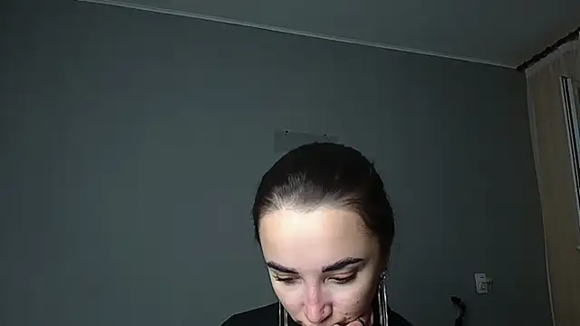 Eva Gloryy online show from 05-31-26, 07:04