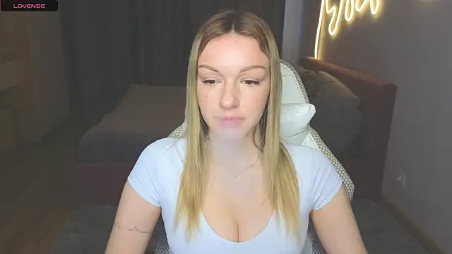 MargaretSweet1 online show from 03-25-26, 07:03