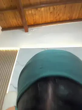 Zulema hamdi online show from 04-05-26, 12:02