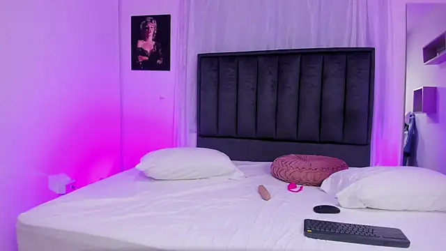 Michelle Jaramillo online show from 02-05-25, 12:49