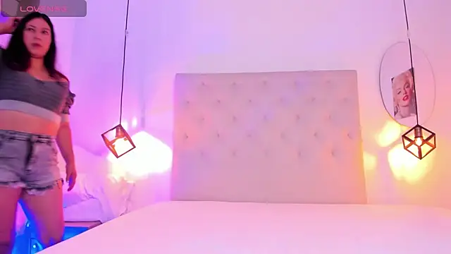 Michelle Jaramillo online show from 02-08-25, 11:33