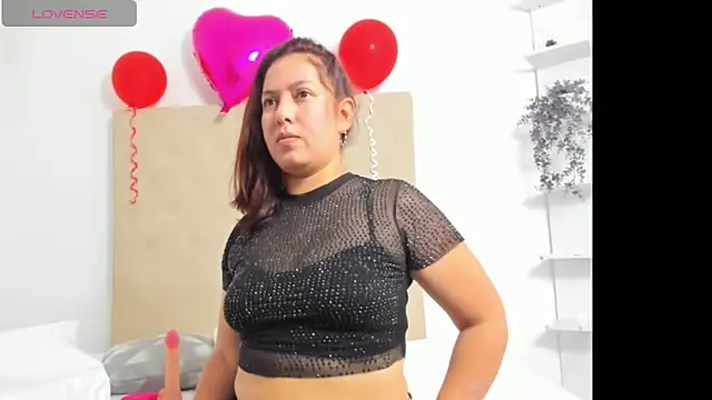 Michelle Jaramillo online show from 02-18-25, 08:14