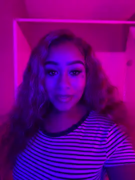 Snapshot of hazelbaby8880 chatting on 01-28-25, 06:05 hazelbaby8880 online show from 01-28-25, 06:05