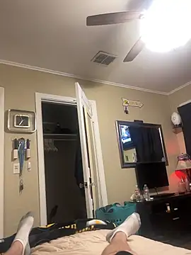 Snapshot of biggzee6 chatting on 01-12-26, 11:54 biggzee6 online show from 01-12-26, 11:54