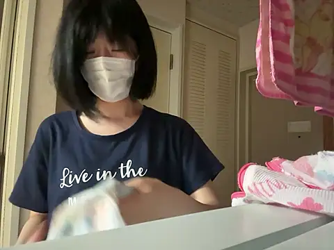 Snapshot of riri_riri_jp chatting on 07-07-26, 10:19 riri riri jp online show from 07-07-26, 10:19