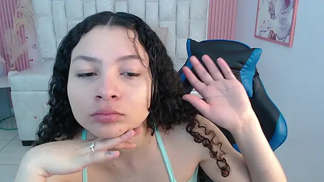 shalon diaz s online show from 10-27-25, 01:04