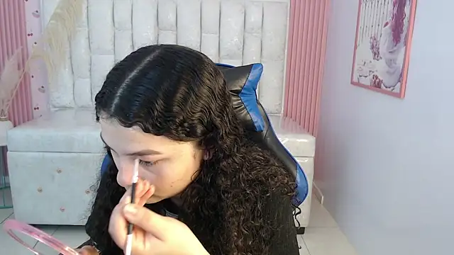 shalon diaz s online show from 11-05-25, 01:22