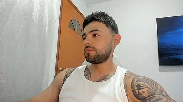 Snapshot of jackpit7 chatting on 06-14-26, 05:53 jackpit7 online show from 06-14-26, 05:53