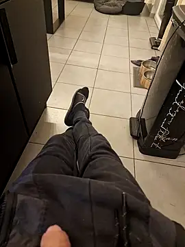 guilove5 online show from 01-26-25, 07:09