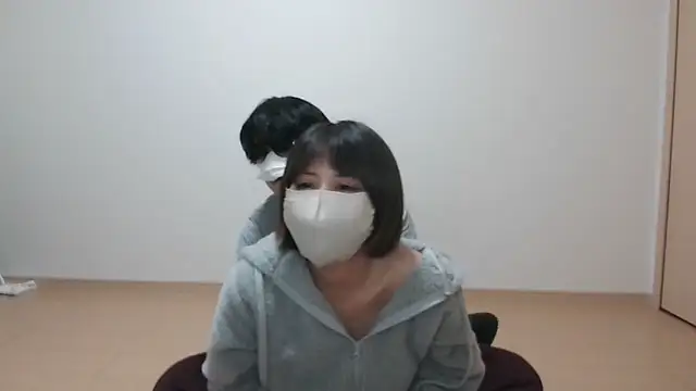 Snapshot of outi_de_sex chatting on 01-21-25, 12:18 outi de sex online show from 01-21-25, 12:18