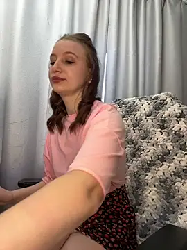 LillyFan-X online show from 05-17-26, 04:10