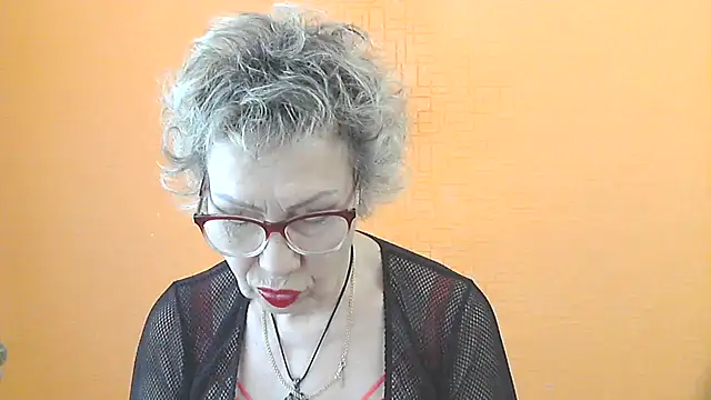 Snapshot of NessyJenixs chatting on 05-09-26, 06:51 NessyJenixs online show from 05-09-26, 06:51