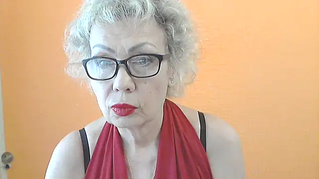 NessyJenixs online show from 06-21-26, 07:00