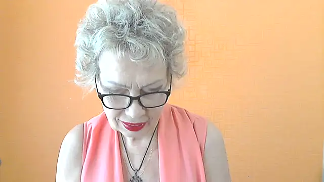 NessyJenixs online show from 06-28-26, 06:08
