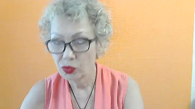 NessyJenixs online show from 06-29-26, 01:11