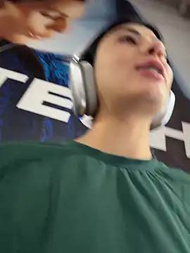 Snapshot of fiorella_paris chatting on 02-23-26, 05:10 fiorella paris online show from 02-23-26, 05:10