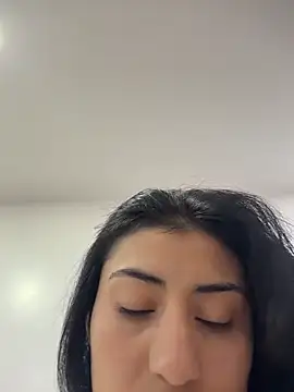 Snapshot of fiorella_paris chatting on 03-01-26, 11:29 fiorella paris online show from 03-01-26, 11:29