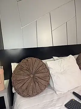 Snapshot of fiorella_paris chatting on 03-09-26, 08:35 fiorella paris online show from 03-09-26, 08:35