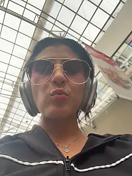 Snapshot of fiorella_paris chatting on 03-14-26, 09:09 fiorella paris online show from 03-14-26, 09:09