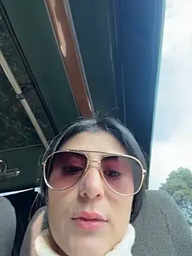 Snapshot of fiorella_paris chatting on 03-23-26, 09:08 fiorella paris online show from 03-23-26, 09:08