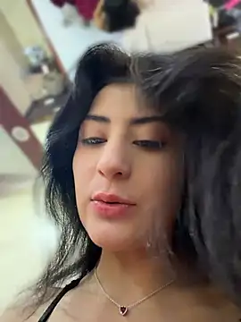 Snapshot of fiorella_paris chatting on 04-08-26, 04:51 fiorella paris online show from 04-08-26, 04:51