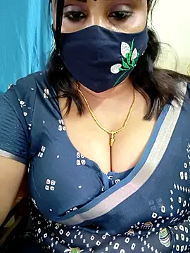 Queenflowerr online show from 03-02-26, 07:21