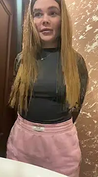 ella zzz online show from 03-04-25, 01:17