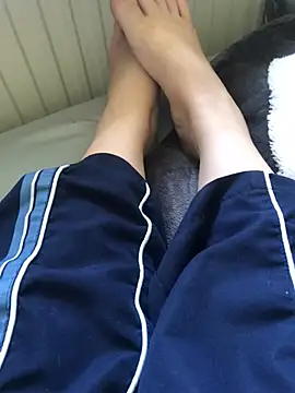 Snapshot of blissdimicco chatting on 05-24-26, 01:49 blissdimicco online show from 05-24-26, 01:49